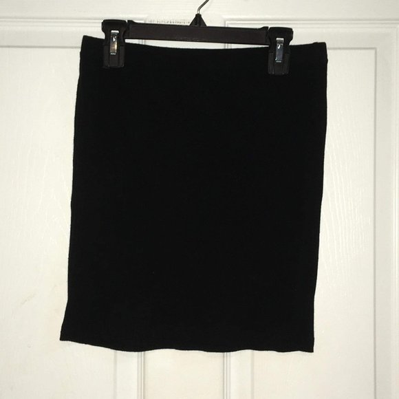NWOT SHEIN Mini Skirt Small - Picture 1 of 3